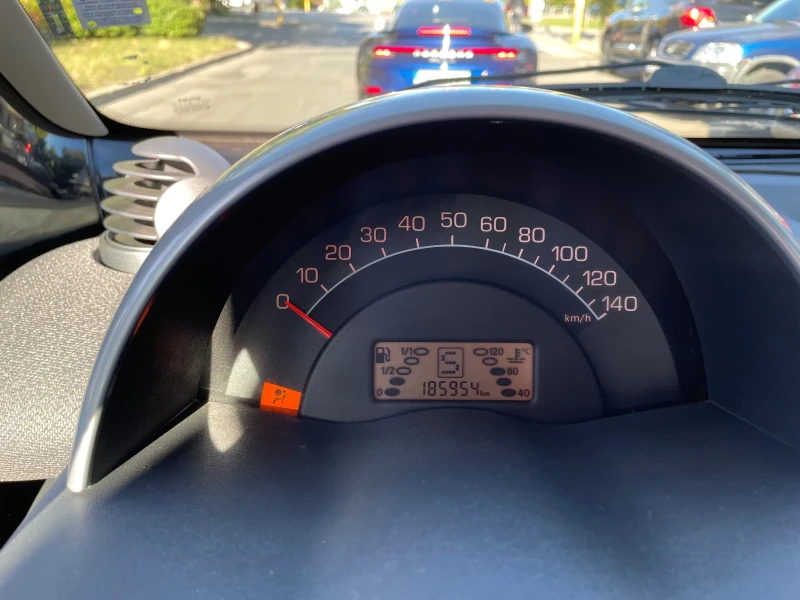 Smart Fortwo Brabus, снимка 10 - Автомобили и джипове - 52395835