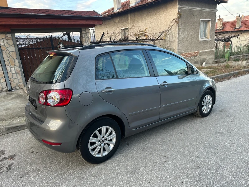 VW Golf Plus 1.6TDI, снимка 3 - Автомобили и джипове - 52834129