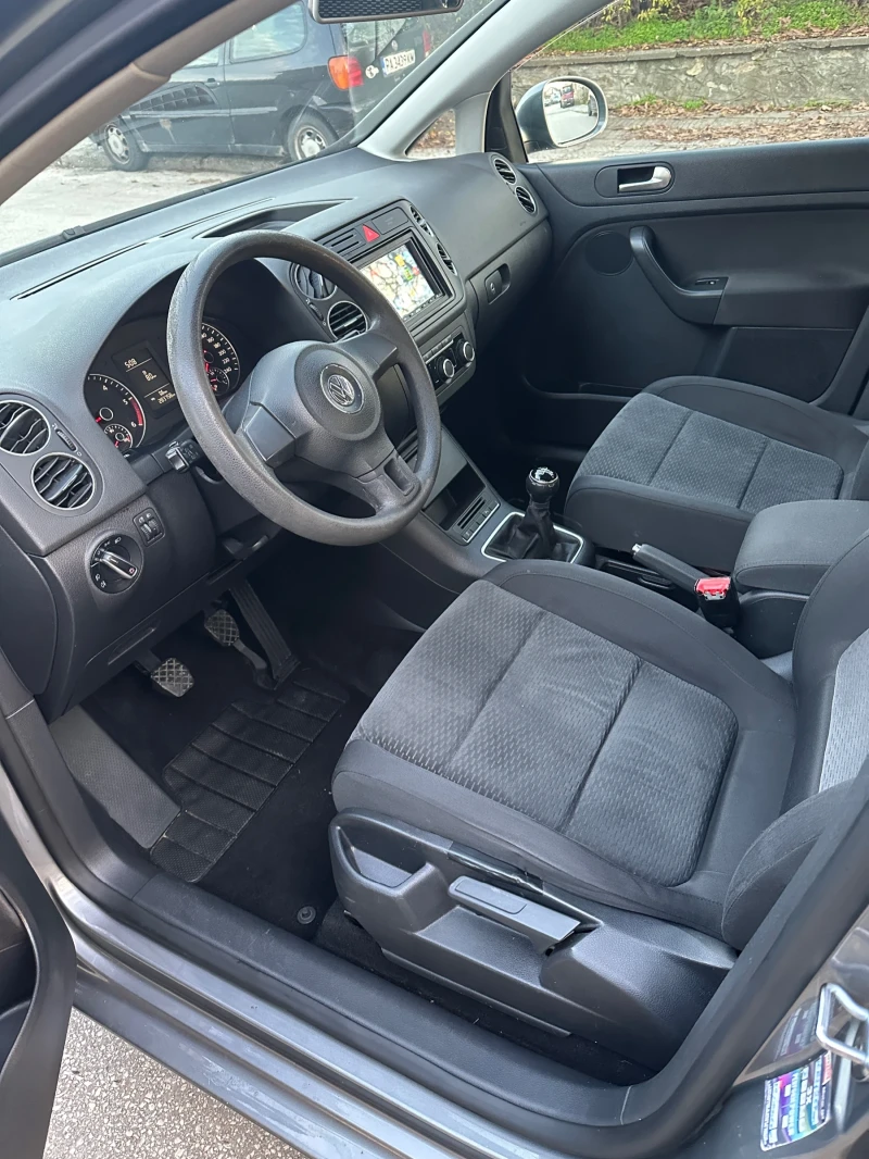 VW Golf Plus 1.6TDI, снимка 9 - Автомобили и джипове - 52834129