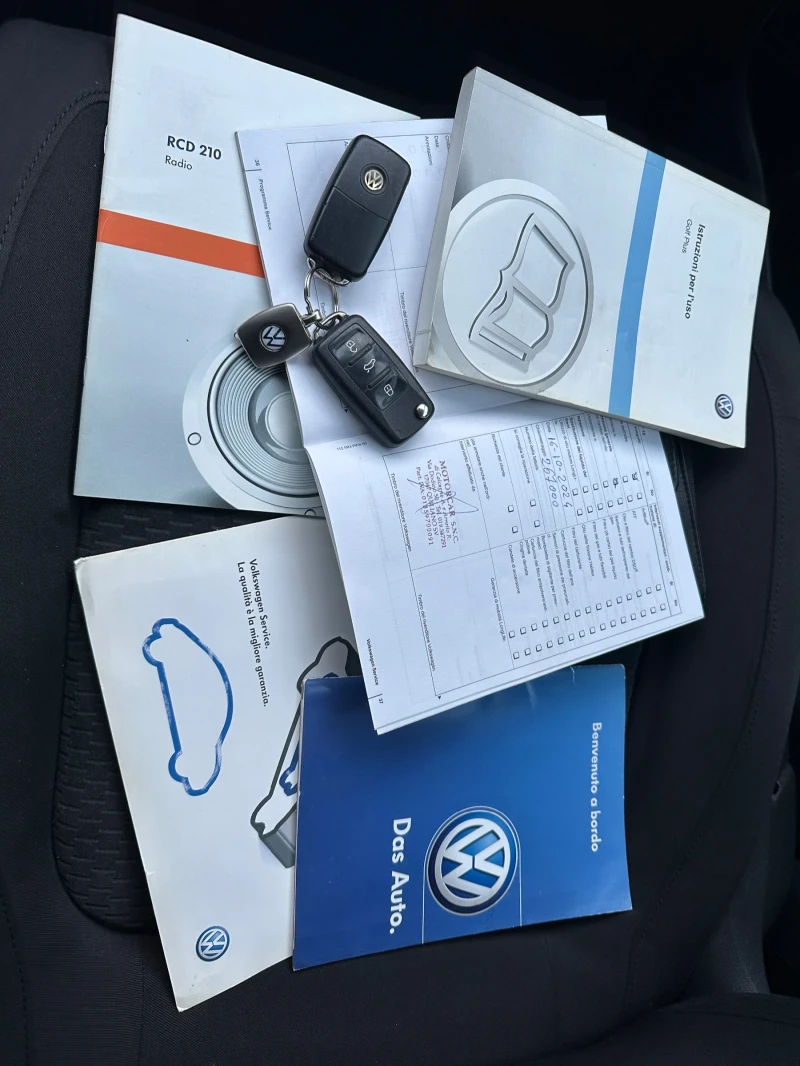 VW Golf Plus 1.6TDI, снимка 15 - Автомобили и джипове - 52834129