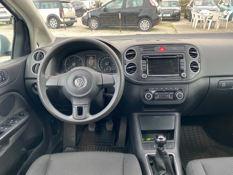 VW Golf Plus 1.6TDI 90ks, снимка 7 - Автомобили и джипове - 52991077