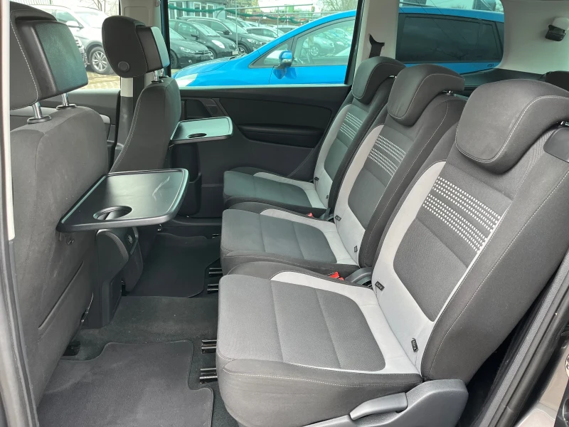 VW Sharan 2.0 TDI / 7 места, снимка 11 - Автомобили и джипове - 53342936
