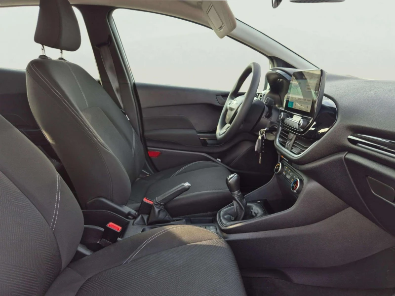 Ford Fiesta 1, 1 i, снимка 10 - Автомобили и джипове - 53459976