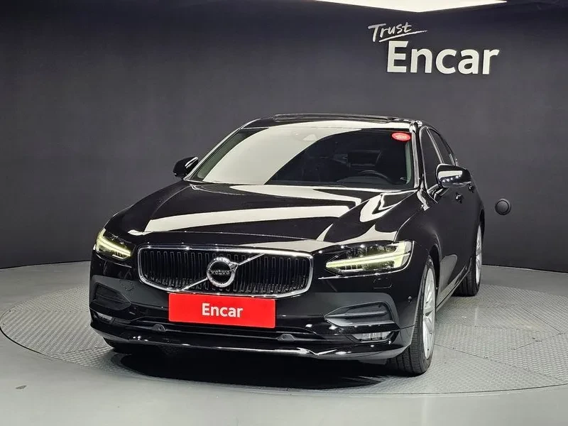 Volvo S90  T5 Momentum, снимка 3 - Автомобили и джипове - 56161244