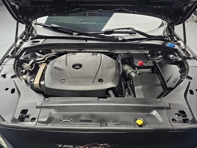 Volvo S90  T5 Momentum, снимка 6 - Автомобили и джипове - 56161244