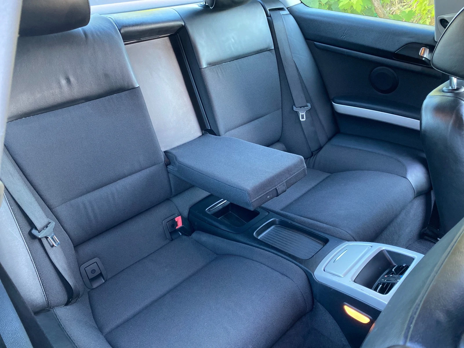 BMW 320 d Coupe | Mobile.bg — изображение 13