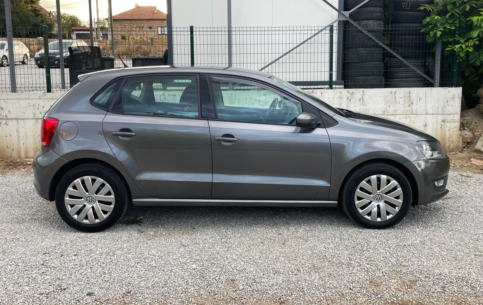 VW Polo 1.6TDI* 90кс* БЕЛГИЯ* НОВИ ГУМИ - изображение 8