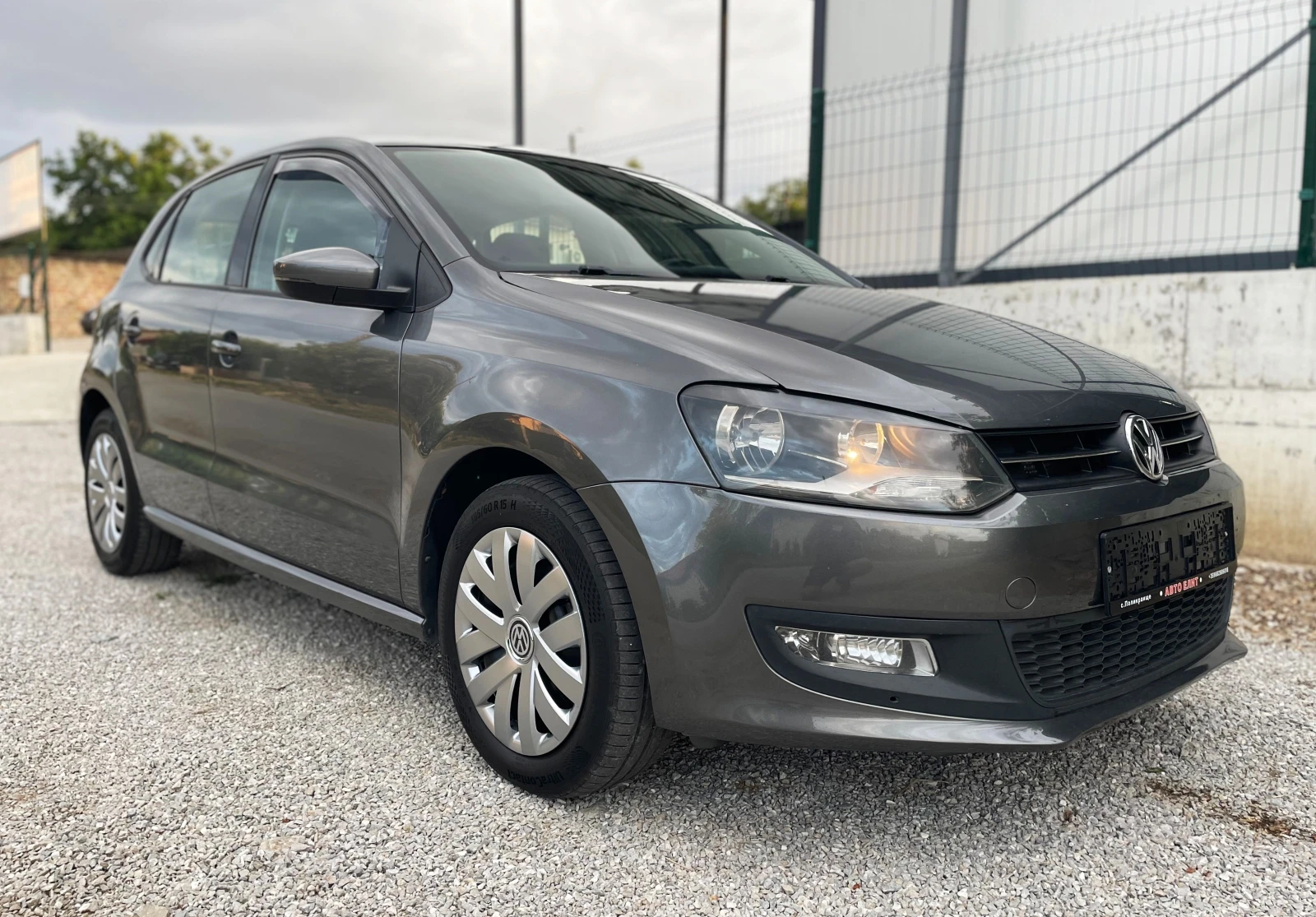 VW Polo 1.6TDI* 90кс* БЕЛГИЯ* НОВИ ГУМИ - изображение 3