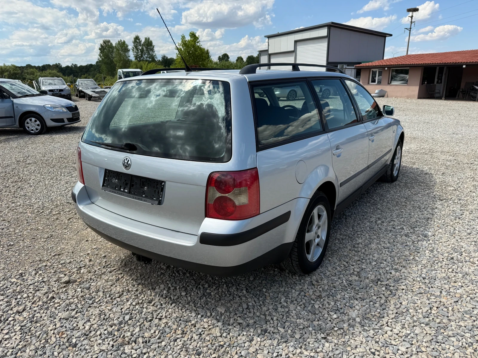 VW Passat 1.9TDI-101PS-КЛИМАТРОНИК - изображение 5