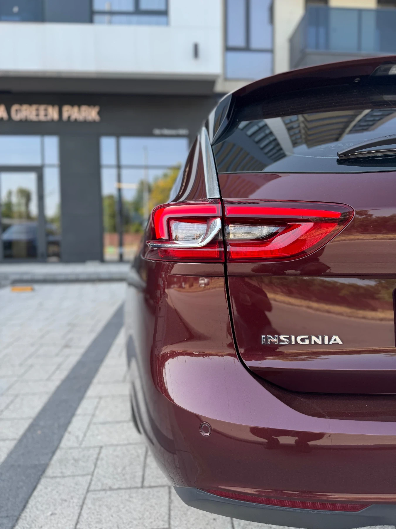 Opel Insignia 2.0 CDTI 170 Всички екстри - изображение 7