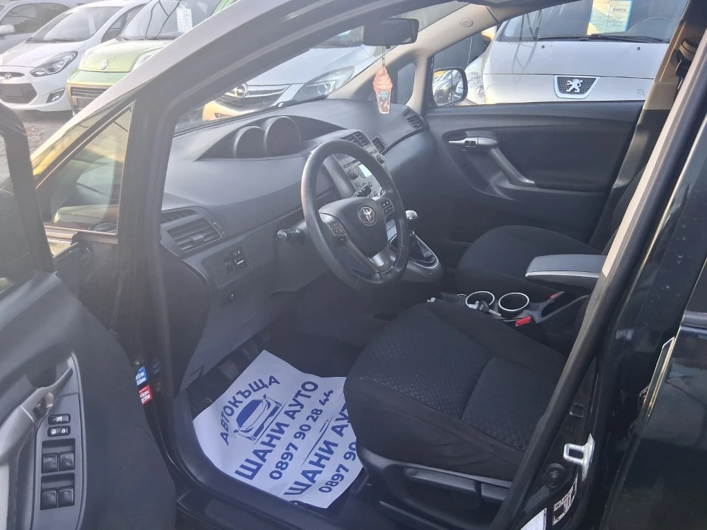 Toyota Verso  - изображение 8