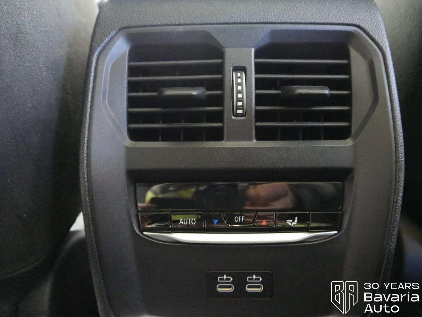 BMW 330 e Touring M Sport Paket Sportautomatic | Mobile.bg   16