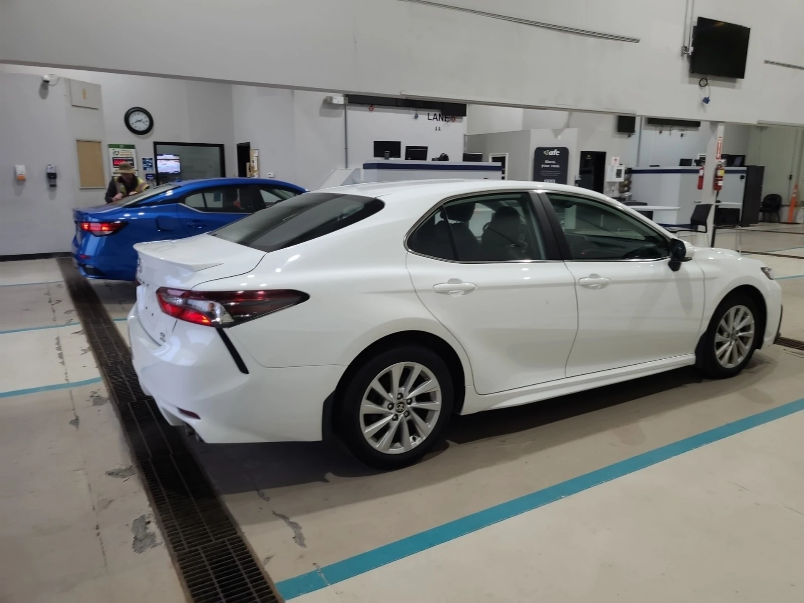 Toyota Camry SE * * CARFAX * * АВТО КРЕДИТ * *  - изображение 4