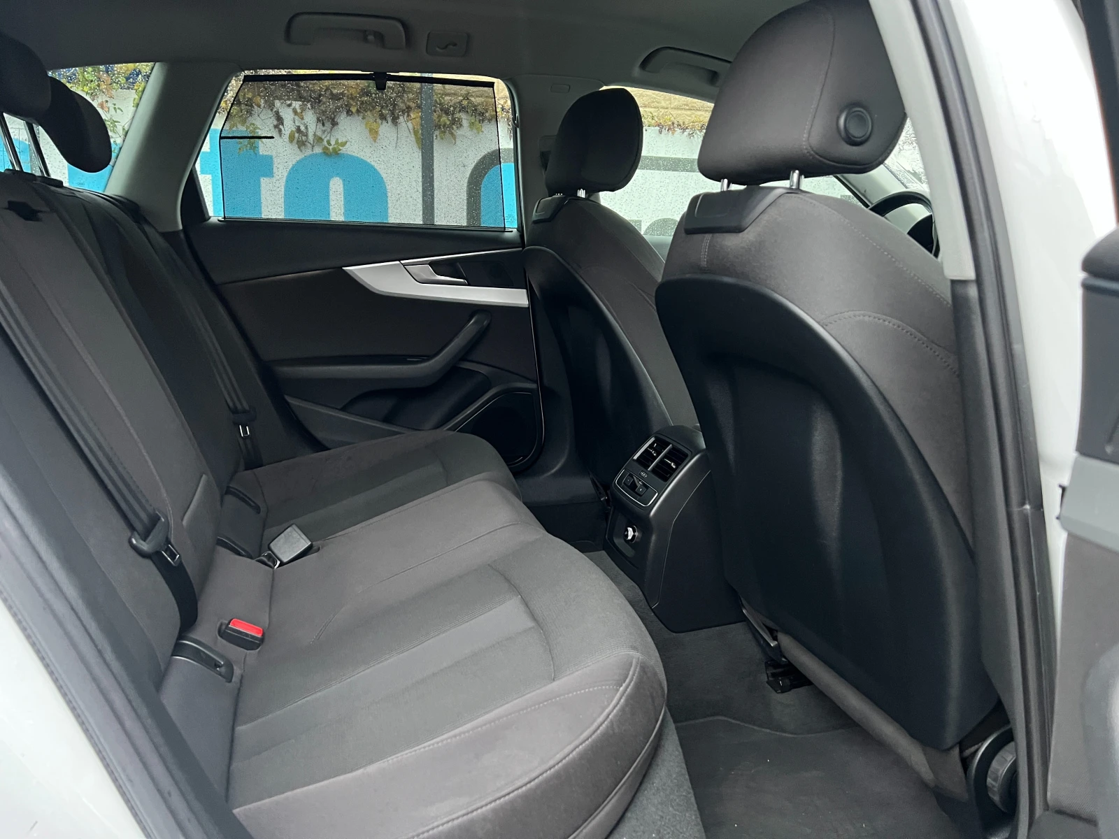 Audi A4 Allroad 2.0TDI QUATTRO/FULL LED/NAVI/S-TRONIC - изображение 9