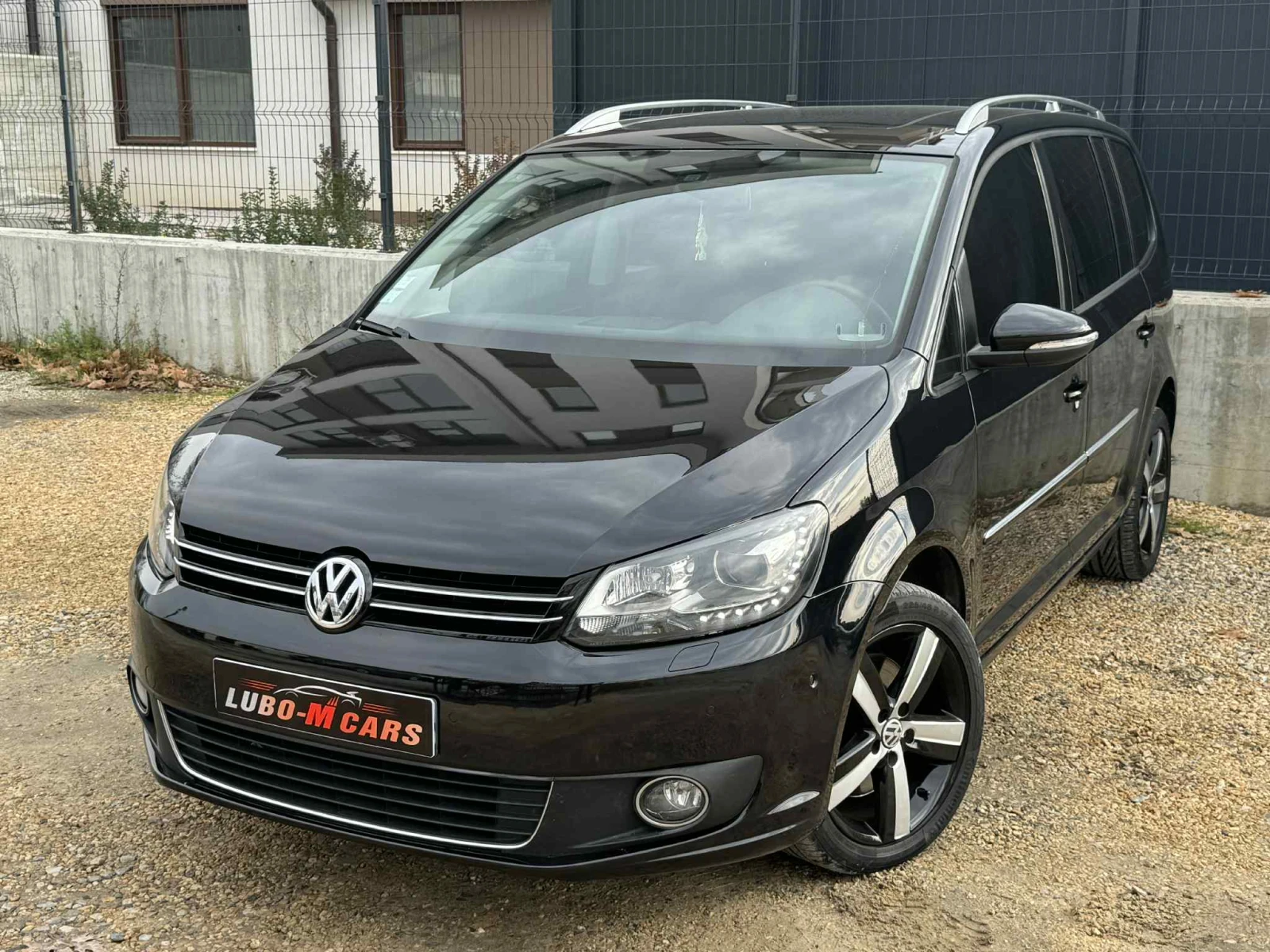 VW Touran 2.0TDI* FULL* DSG* 6+ 1*  | Mobile.bg   1