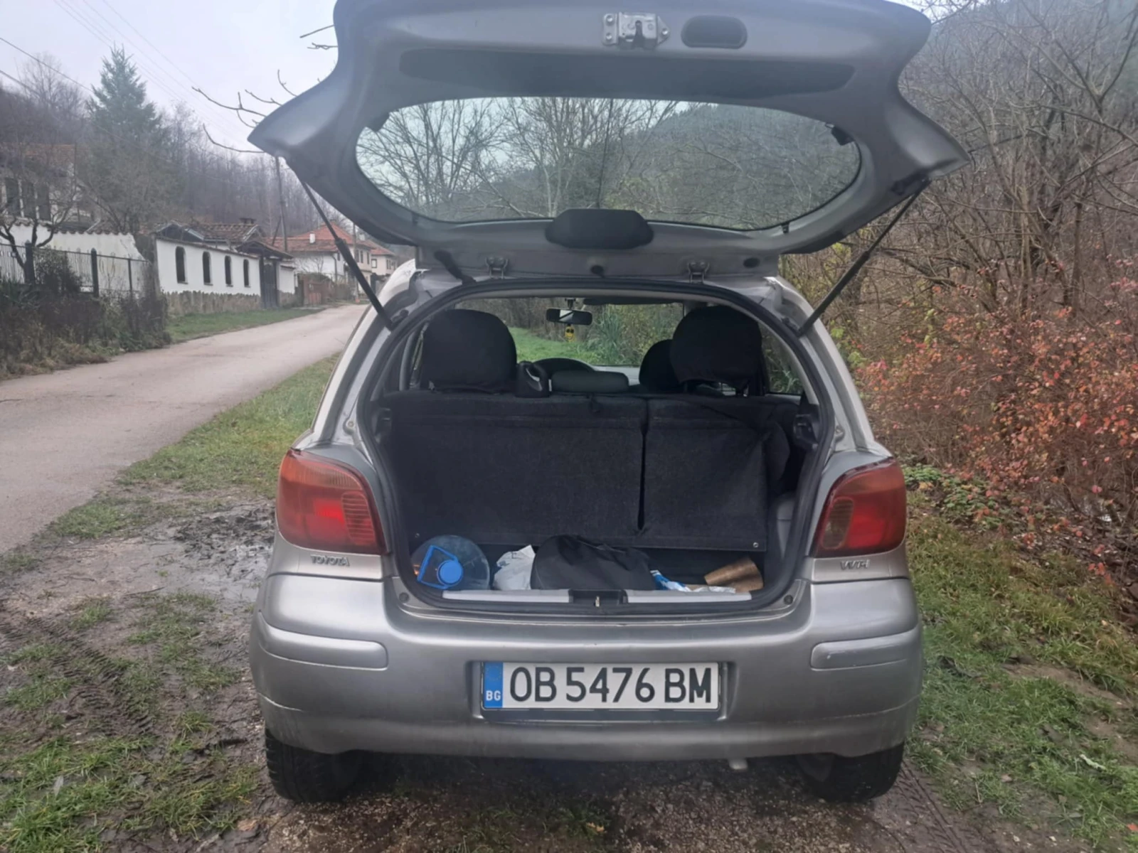 Toyota Yaris  - изображение 5