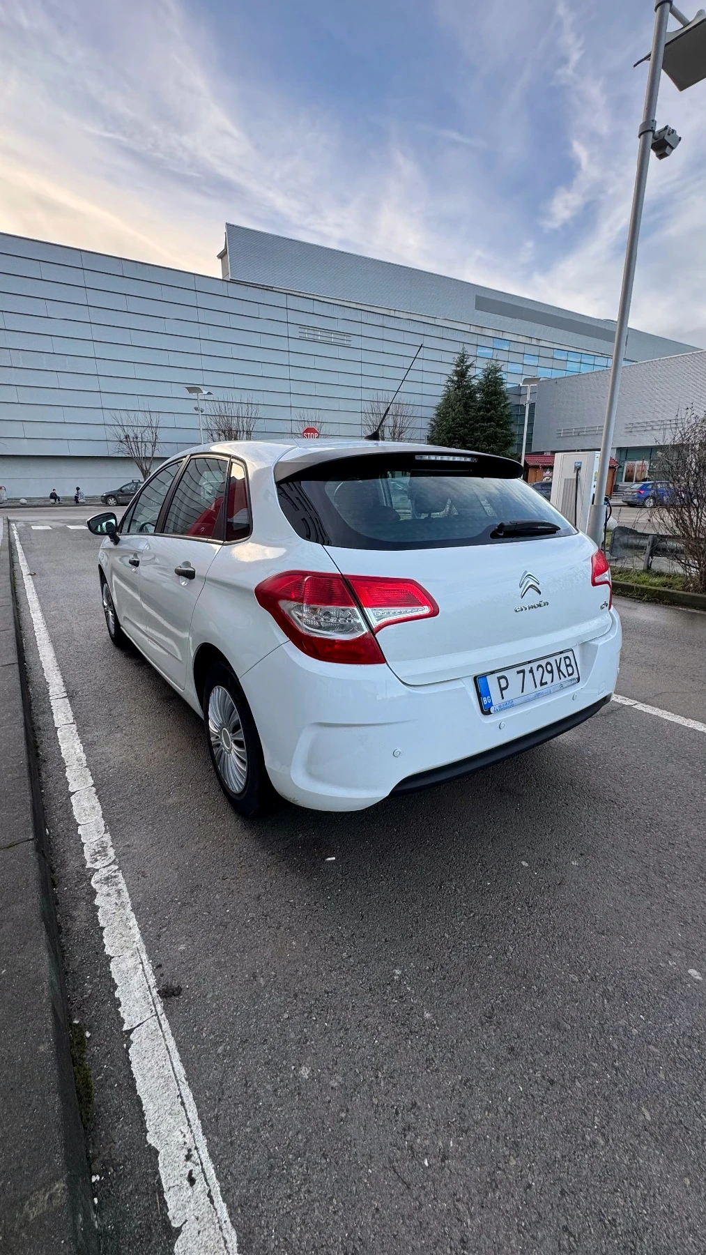 Citroen C4 ATTRACTION 1.6 HDI - изображение 5