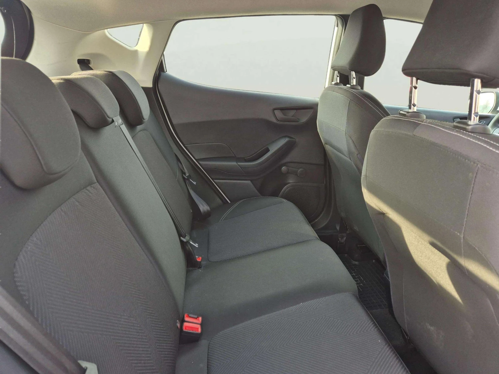 Ford Fiesta 1, 1 i - изображение 9