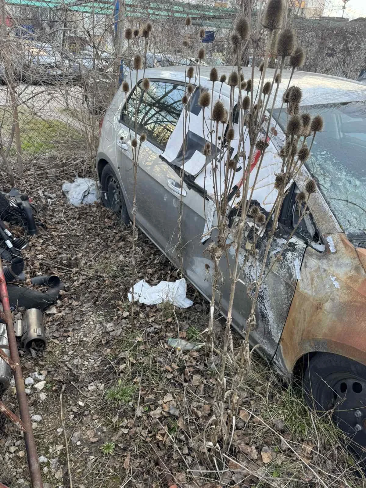 VW Golf 1.6tdi AVTOMAT, снимка 10 - Автомобили и джипове - 53721960