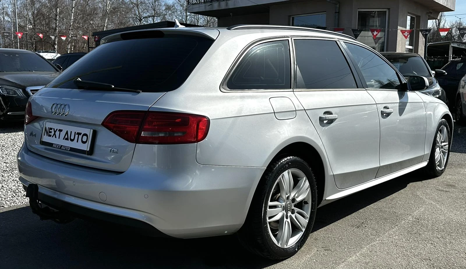 Audi A4 2.0TDI 150HP AUTOMAT ПОДГРЕВ EU5B, снимка 5 - Автомобили и джипове - 54291201