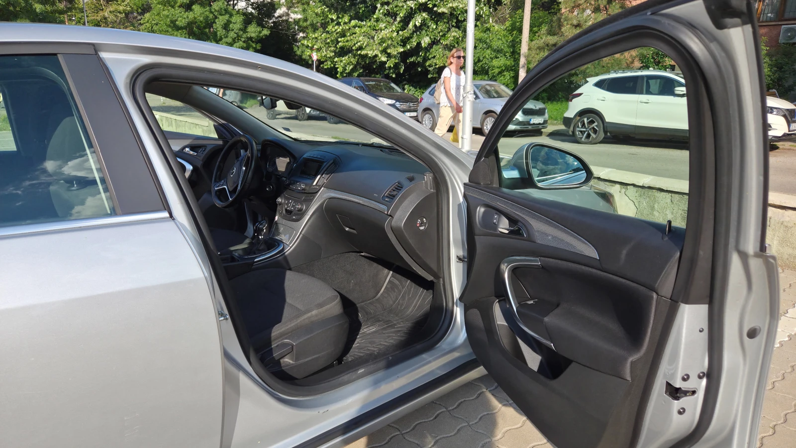 Opel Insignia, снимка 9 - Автомобили и джипове - 54868714