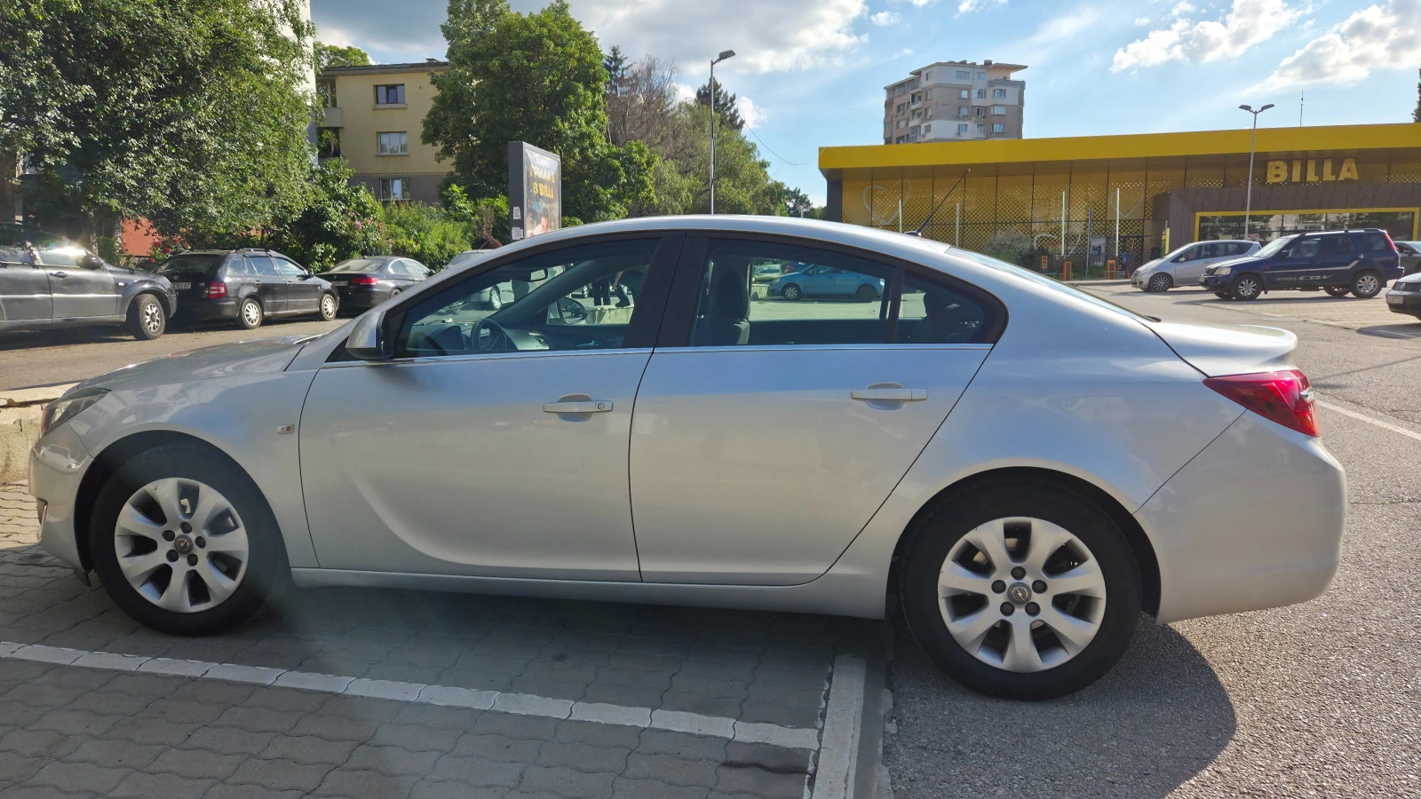 Opel Insignia, снимка 2 - Автомобили и джипове - 54868714