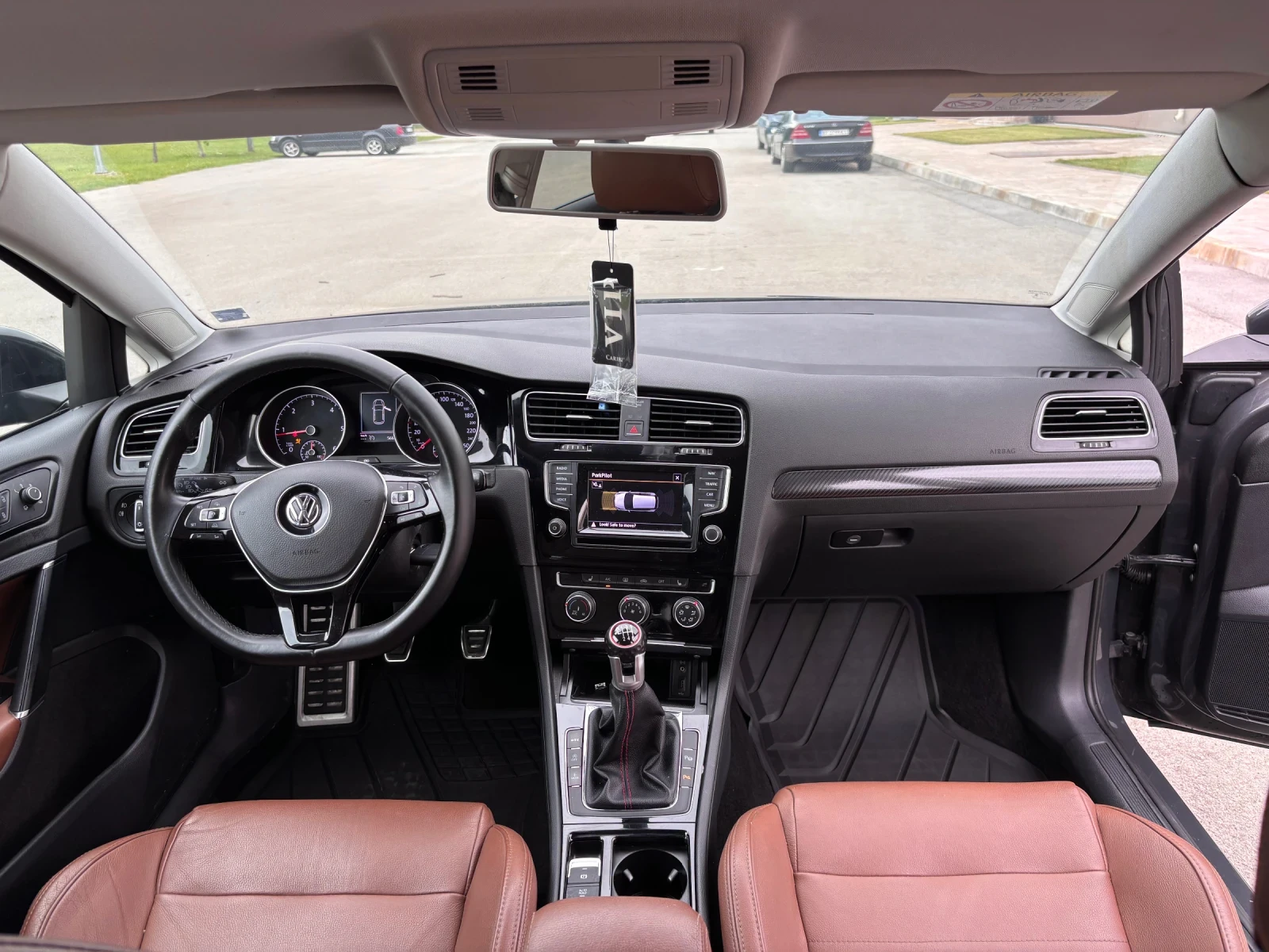VW Golf * R-Line* УНИКАТ* , снимка 10 - Автомобили и джипове - 54887670