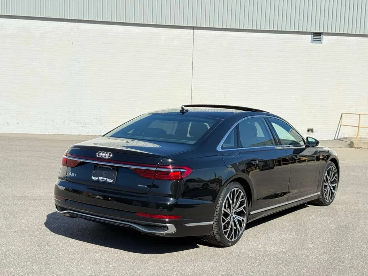 Audi A8 L * CARFAX * S LINE * B&O * 360 * ОБДУХВАНЕ, снимка 10 - Автомобили и джипове - 54916793
