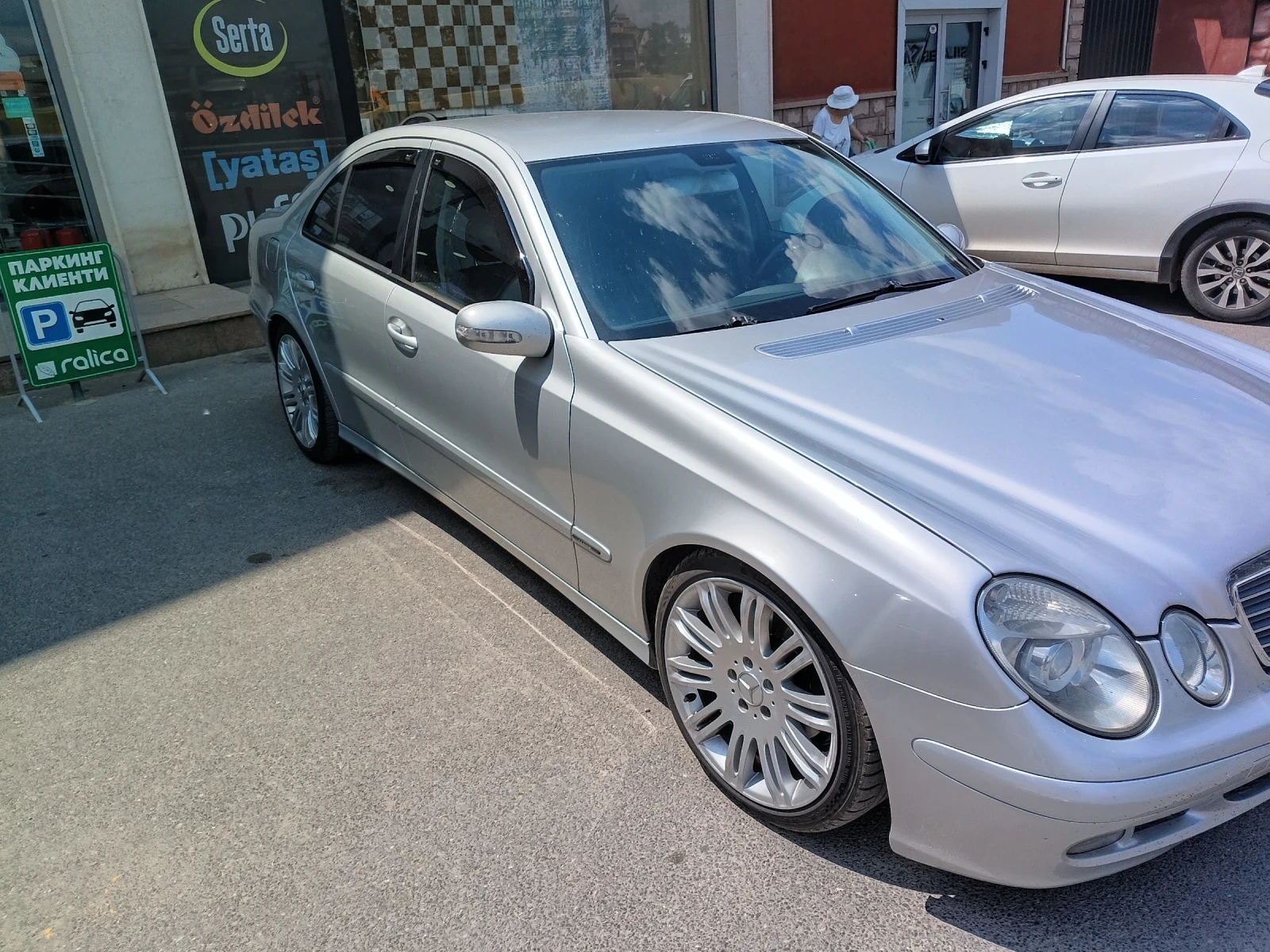 Mercedes-Benz E 280 CDI, снимка 3 - Автомобили и джипове - 55105813
