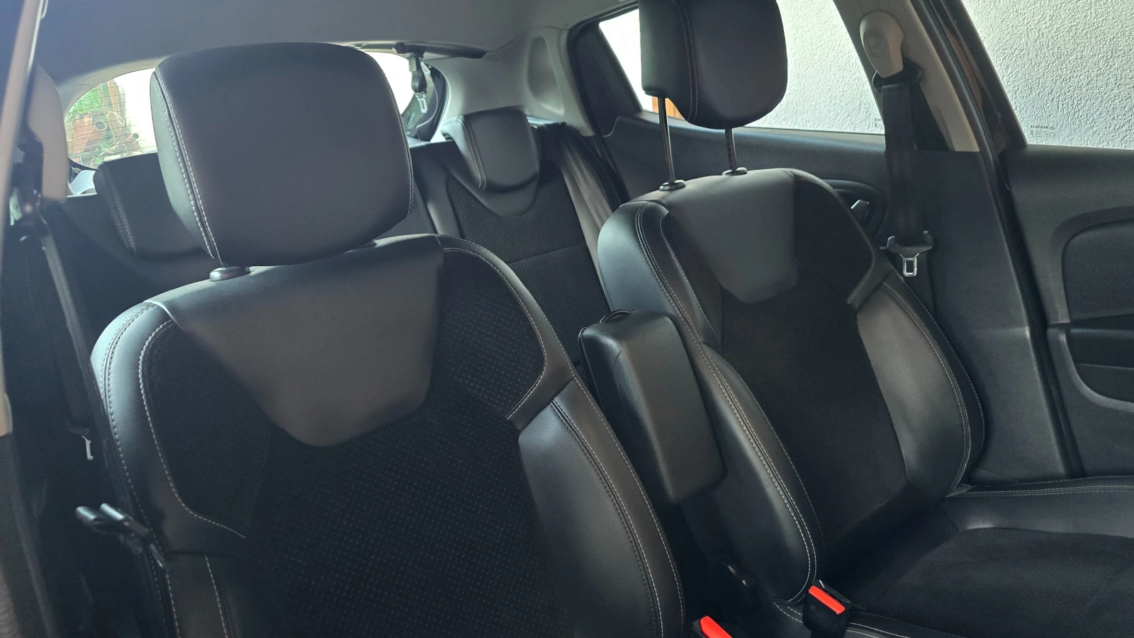 Renault Clio IV 1.5 dci 110 к.с. 6 ск. Intens+ , снимка 6 - Автомобили и джипове - 55084505