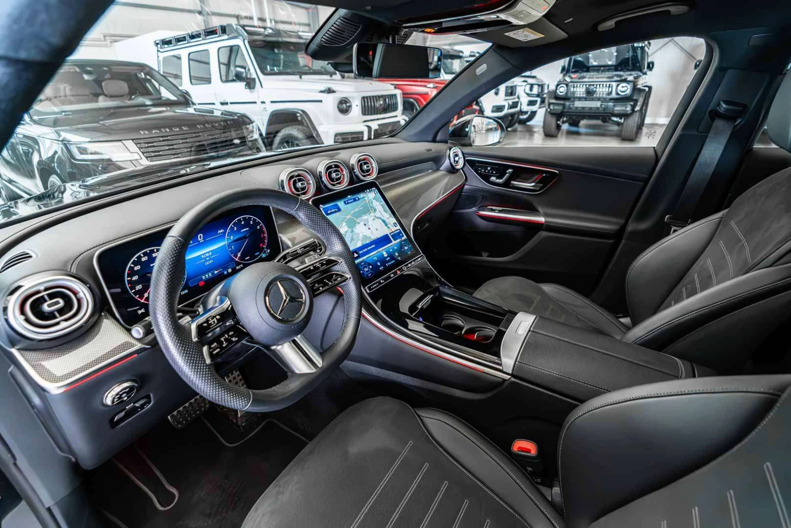 Mercedes-Benz GLC 200 NEW MODEL* 4 MATIC* AMG* PANO* , снимка 8 - Автомобили и джипове - 55652018