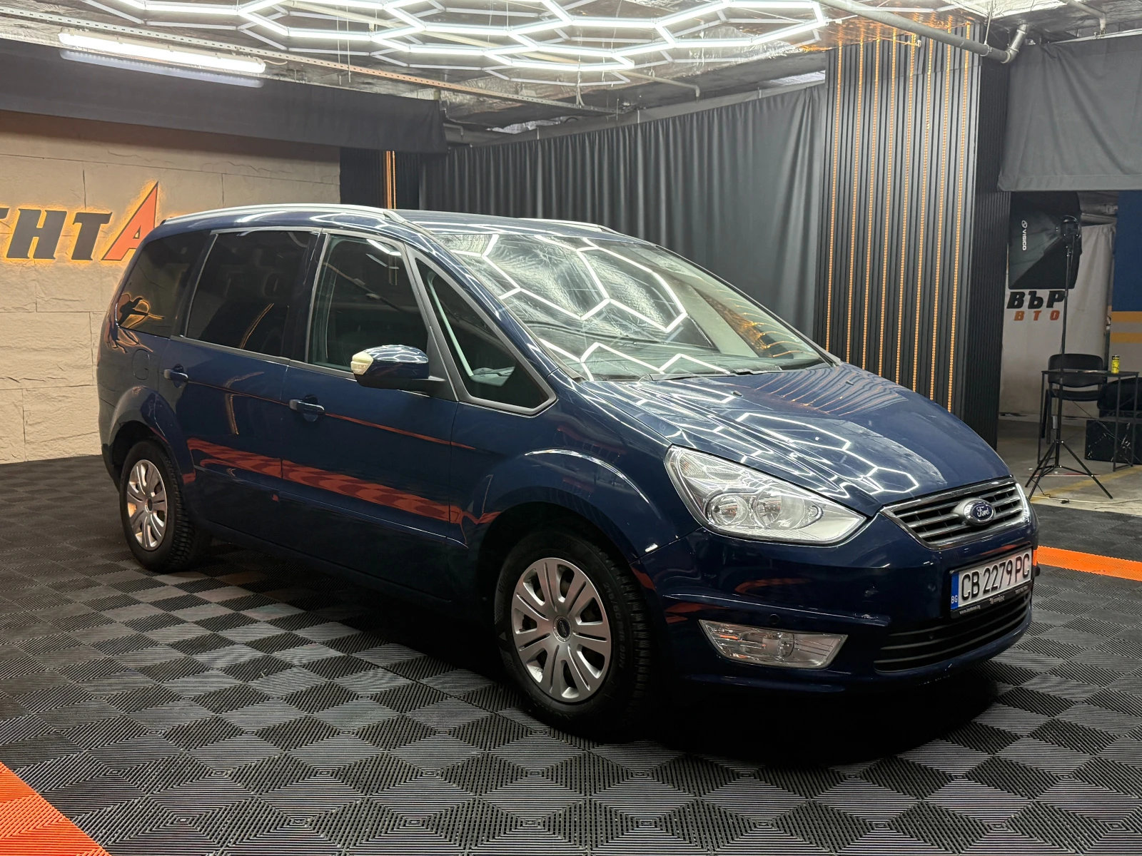 Ford Galaxy 1.6i 160 к.с./7-места, снимка 4 - Автомобили и джипове - 56007047