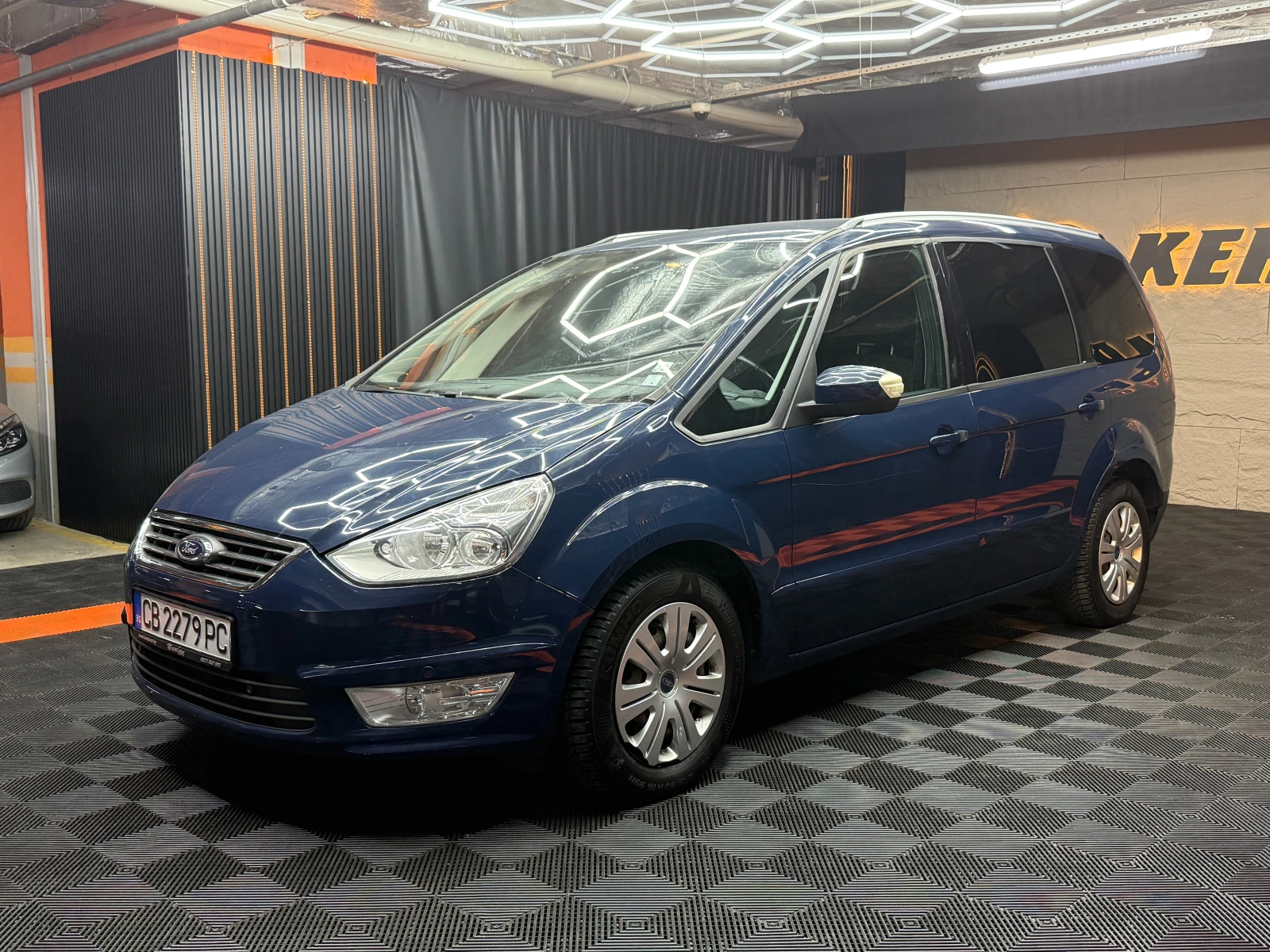 Ford Galaxy 1.6i 160 к.с./7-места, снимка 3 - Автомобили и джипове - 56007047