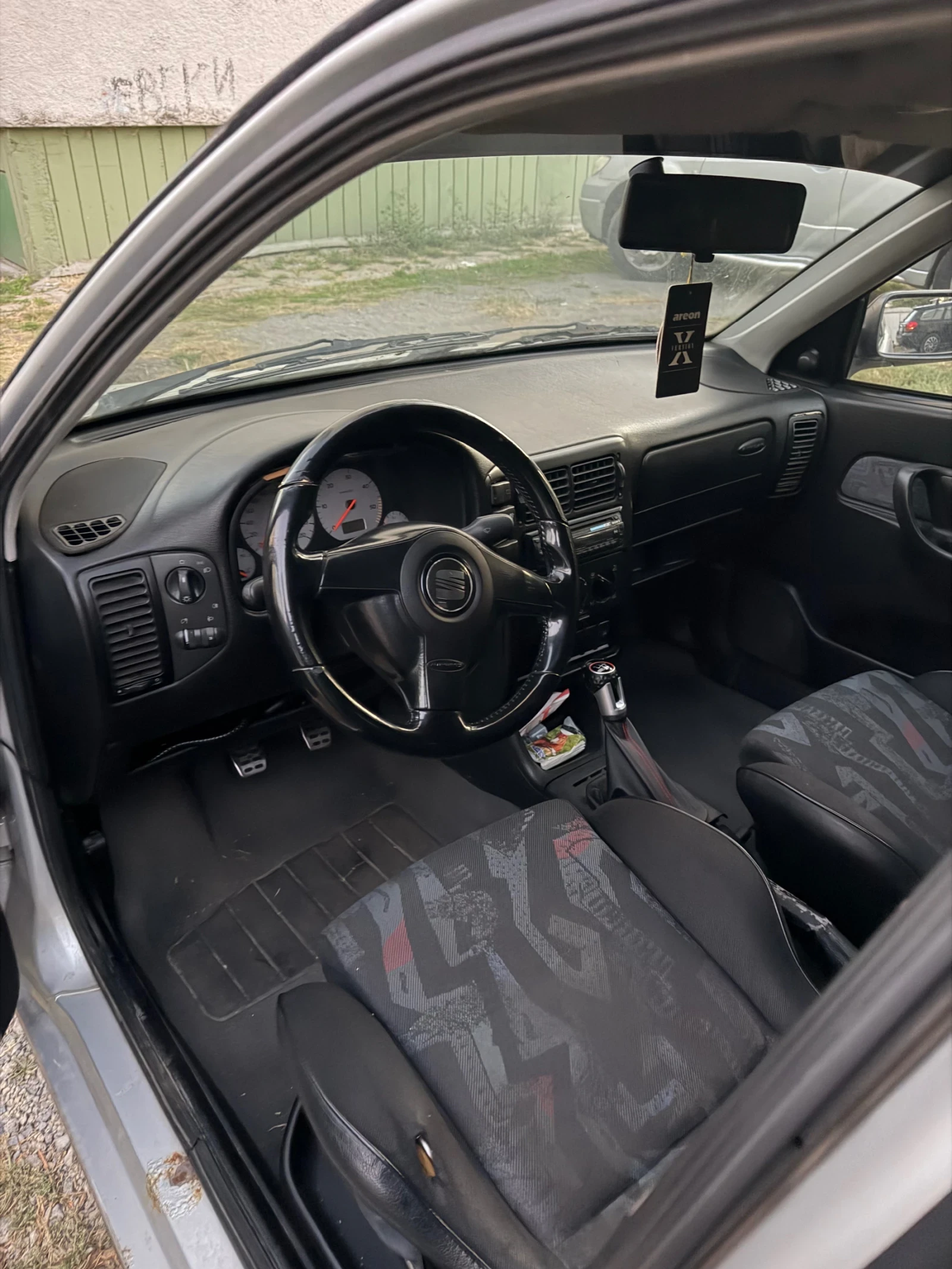 Seat Ibiza 1.9 TDi, снимка 5 - Автомобили и джипове - 56308026