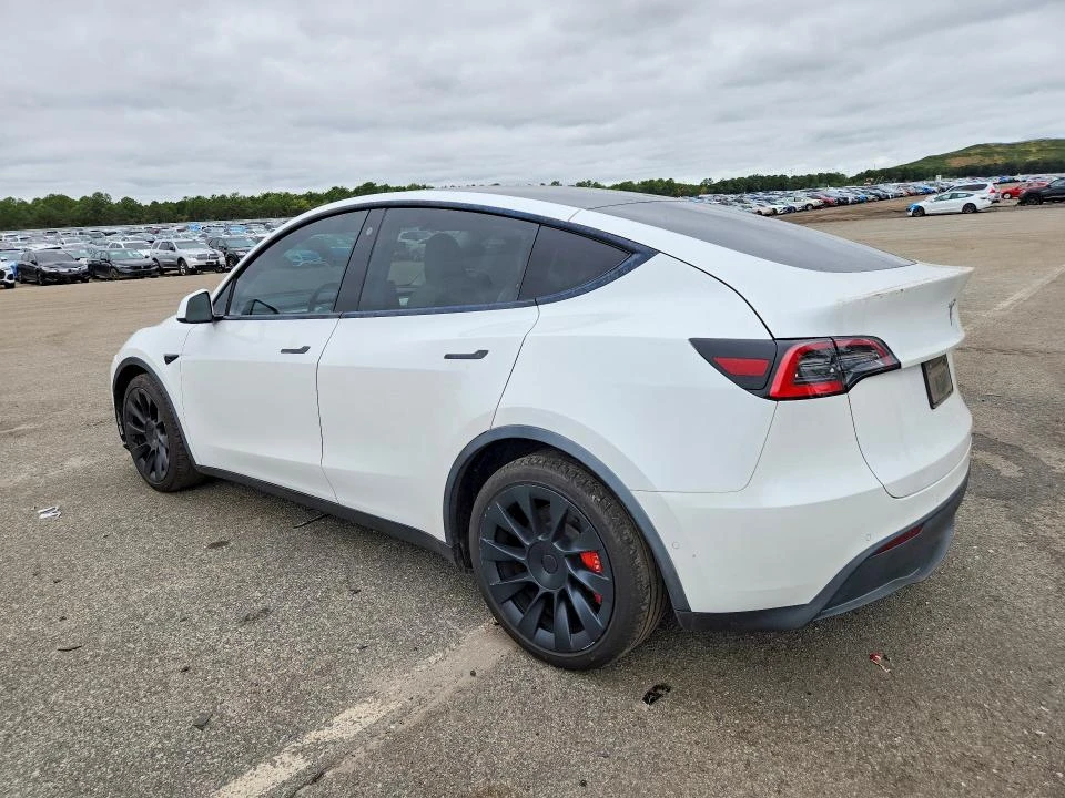 Tesla Model Y PERFORMANCE DUAL MOTOR ALL-WHEEL DRIVE, снимка 2 - Автомобили и джипове - 56366859