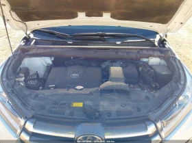 Toyota Highlander 3.5L V-6 DI, DOHC, VVT, 295HP Front Wheel Drive, снимка 16