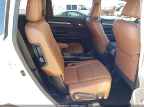 Toyota Highlander 3.5L V-6 DI, DOHC, VVT, 295HP Front Wheel Drive, снимка 14