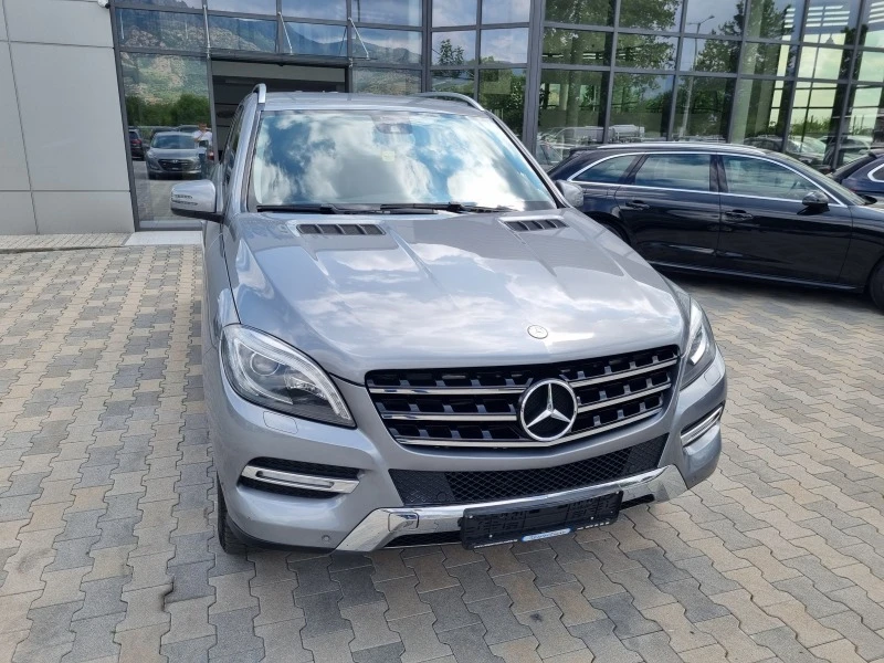 Mercedes-Benz ML 250 CDi 4MATIC= LED= КАМЕРА= СЕРВИЗНА ИСТОРИЯ в MERCED, снимка 1 - Автомобили и джипове - 41160846