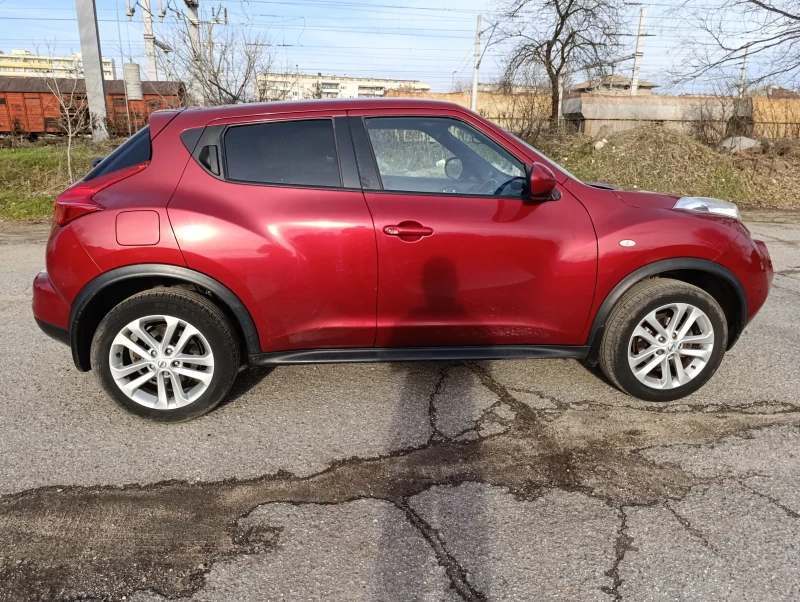 Nissan Juke, снимка 7 - Автомобили и джипове - 48536373