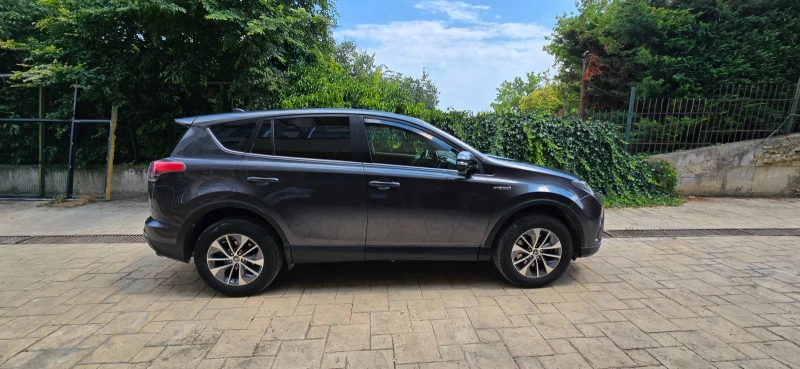 Toyota Rav4, снимка 3 - Автомобили и джипове - 52569099