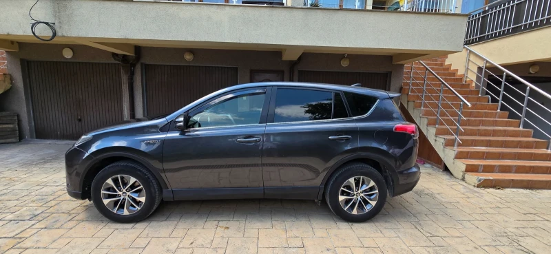 Toyota Rav4, снимка 4 - Автомобили и джипове - 52569099