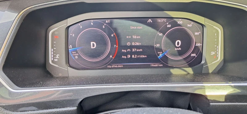 VW Tiguan 2.0 TSI R-LINE HIGHLINE , снимка 8 - Автомобили и джипове - 52449990