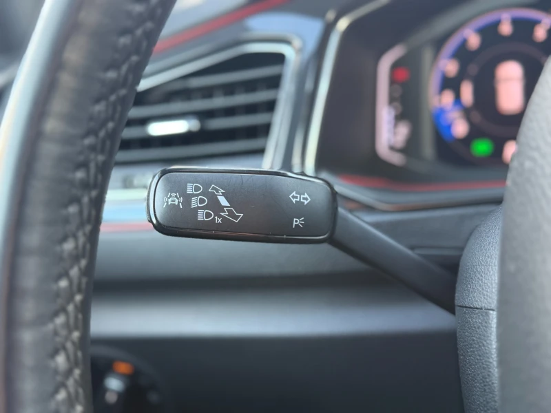 VW T-Roc 6 МЕСЕЦА ГАРАНЦИЯ!!!/2.0TSI!!4х4!!От България!!!, снимка 16 - Автомобили и джипове - 52280918