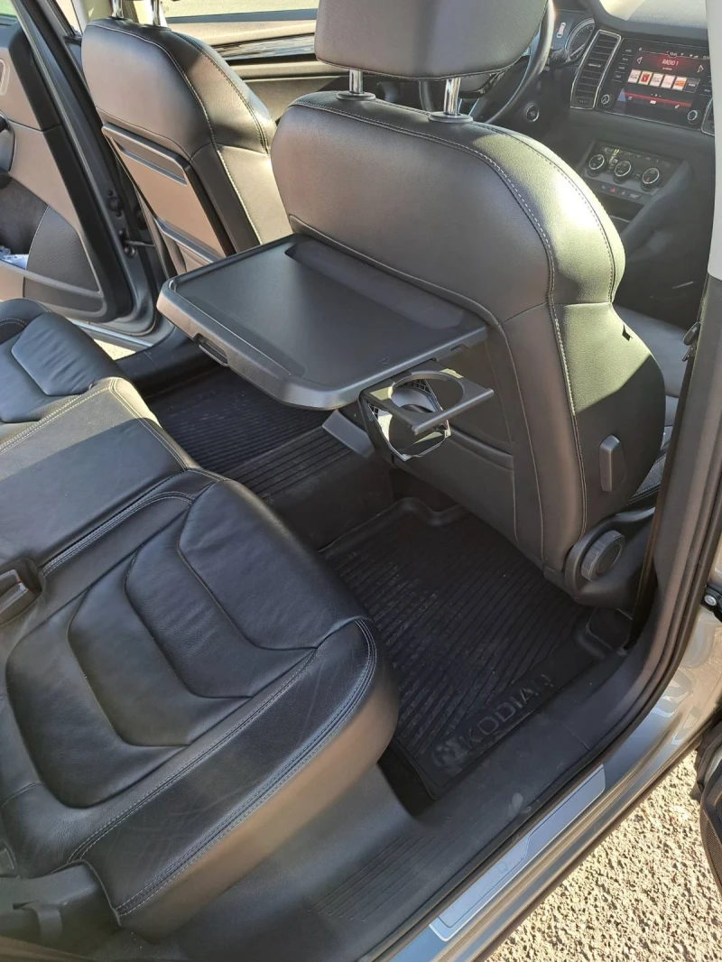 Skoda Kodiaq 2.0 TDi, снимка 16 - Автомобили и джипове - 52296755