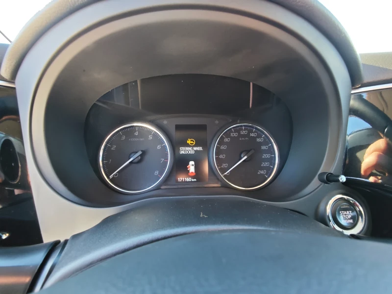 Mitsubishi Outlander 2.0 - Бензин - Автоматични - 150 hp, снимка 5 - Автомобили и джипове - 53044452