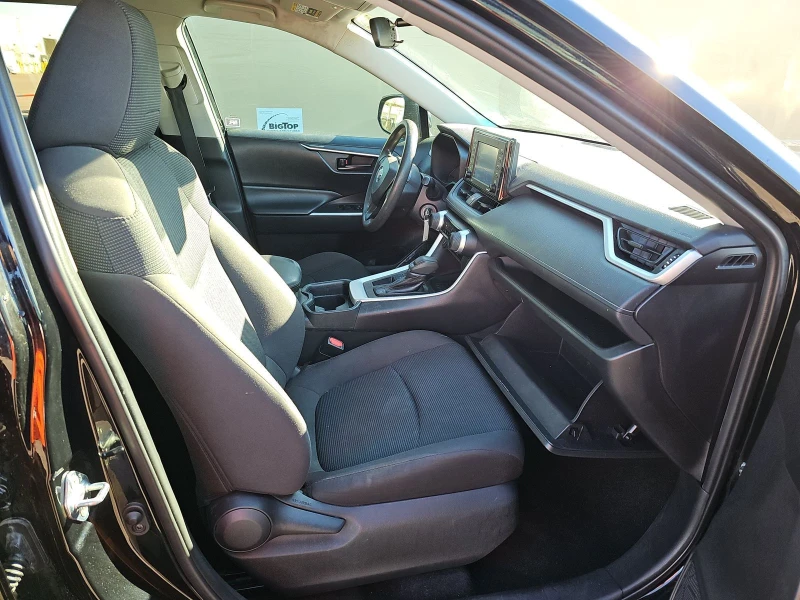 Toyota Rav4, снимка 8 - Автомобили и джипове - 53247400