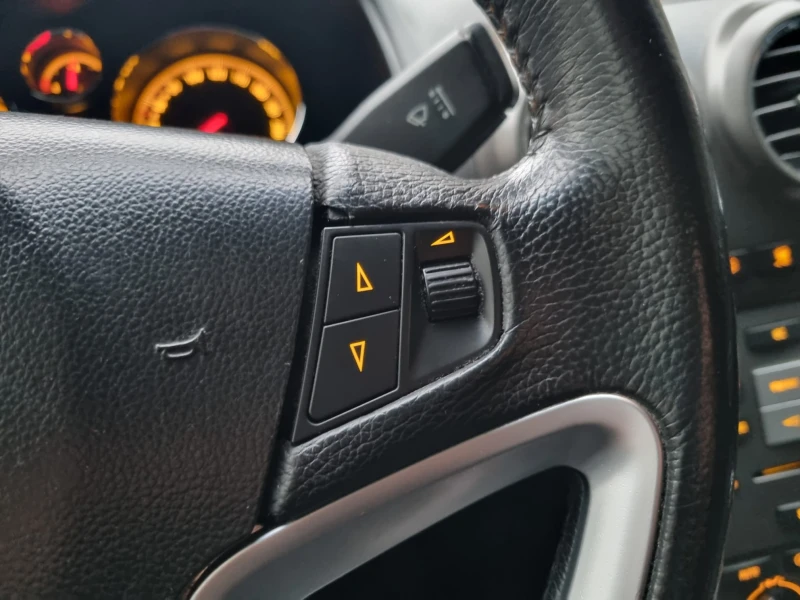 Opel Antara 2cdti , снимка 10 - Автомобили и джипове - 53249772