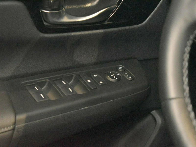 Honda Cr-v HEV* ELEGANCE* AWD* PANO* DISTR* CAM* , снимка 3 - Автомобили и джипове - 53380304