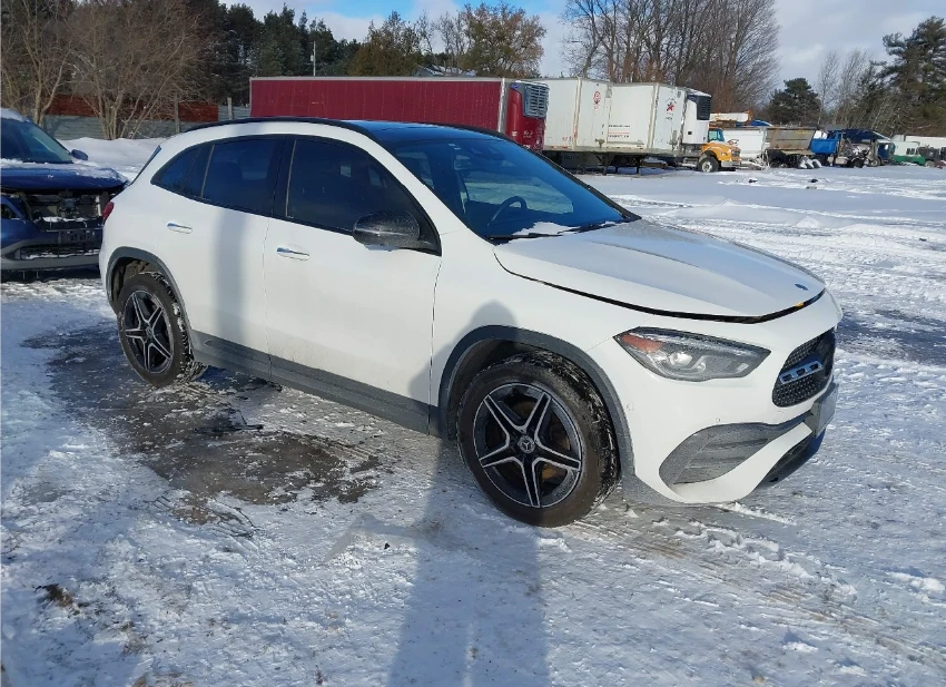 Mercedes-Benz GLA 250 4MATIC / ДИСТРОНИК / ДИГ.ТАБЛО / ПОДГРЕВИ , снимка 1