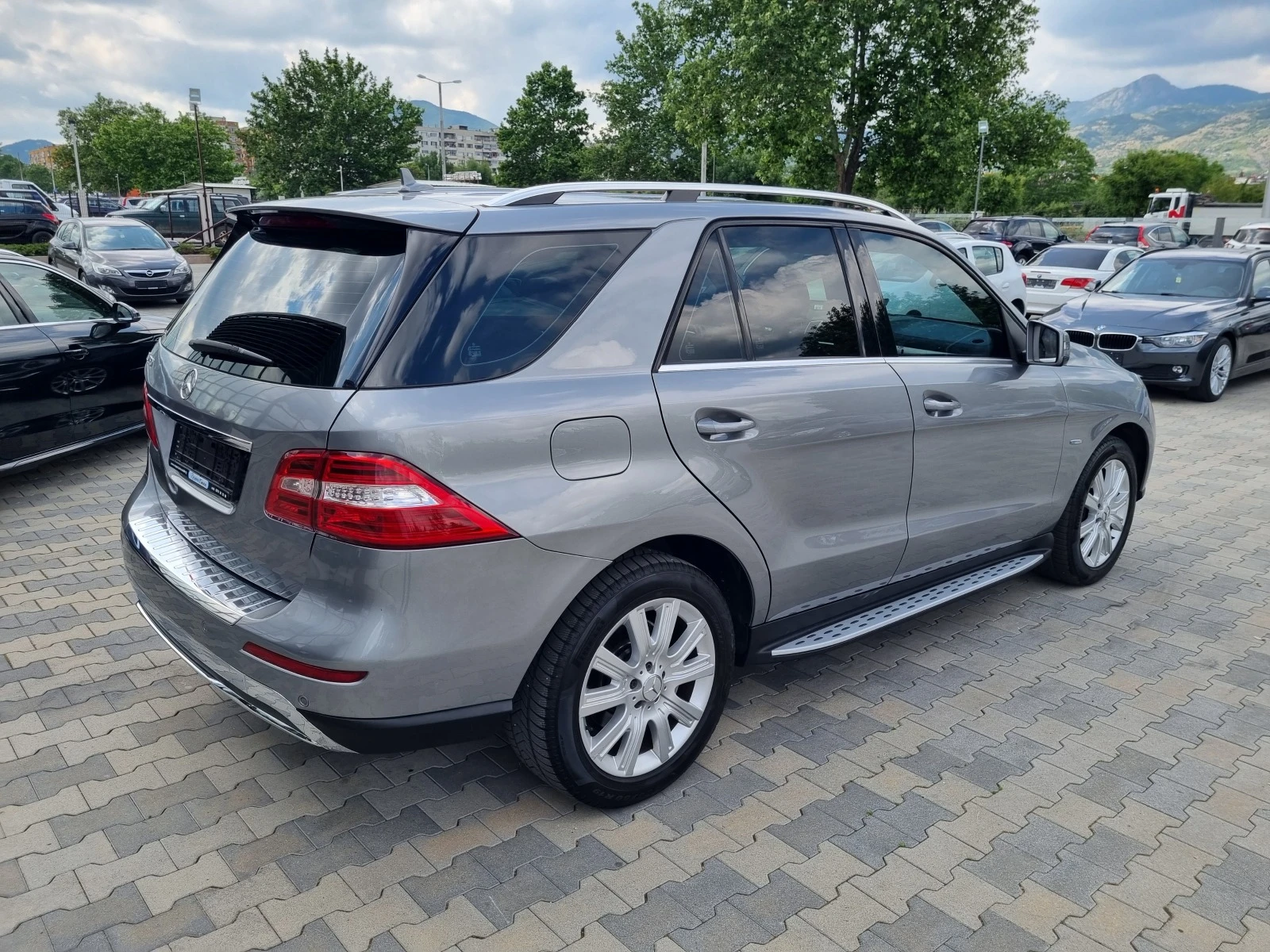 Mercedes-Benz ML 250 CDi 4MATIC= LED= КАМЕРА= СЕРВИЗНА ИСТОРИЯ в MERCED - изображение 6